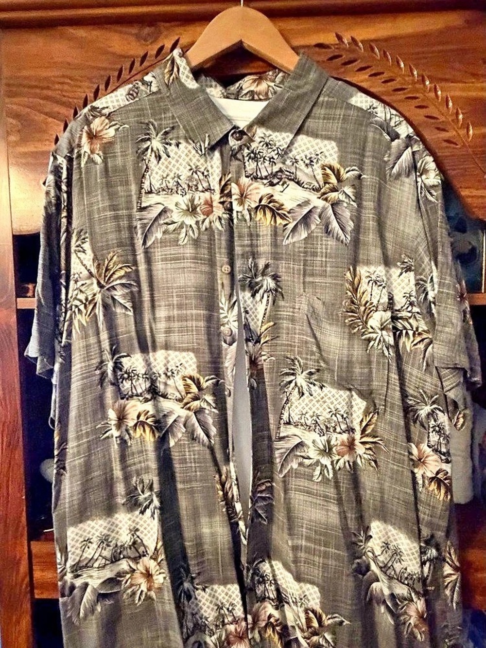 Batik Bay Plaid Rayon Shirt Size 2X Like New